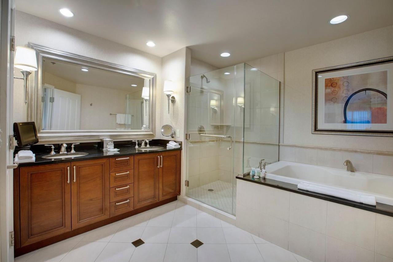 לאס וגאס Balcony Suite Strip View מראה חיצוני תמונה
