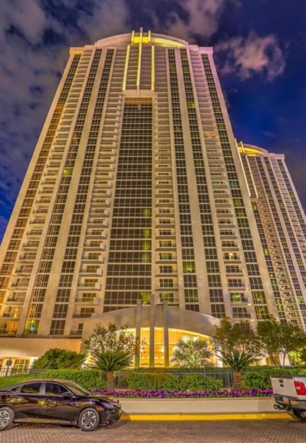 לאס וגאס Balcony Suite Strip View מראה חיצוני תמונה